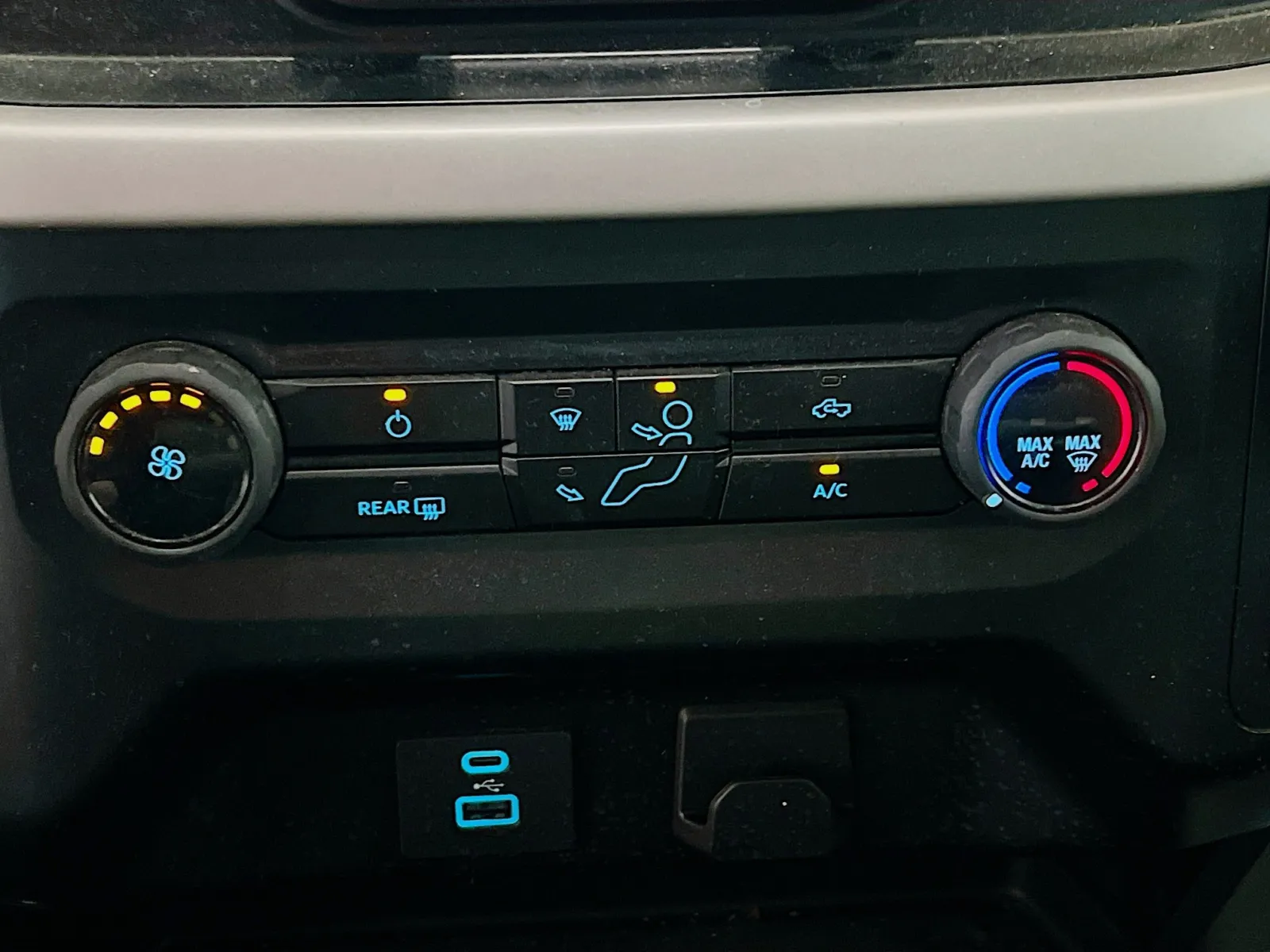 2023 Ford F-150 XLT - Photo 11