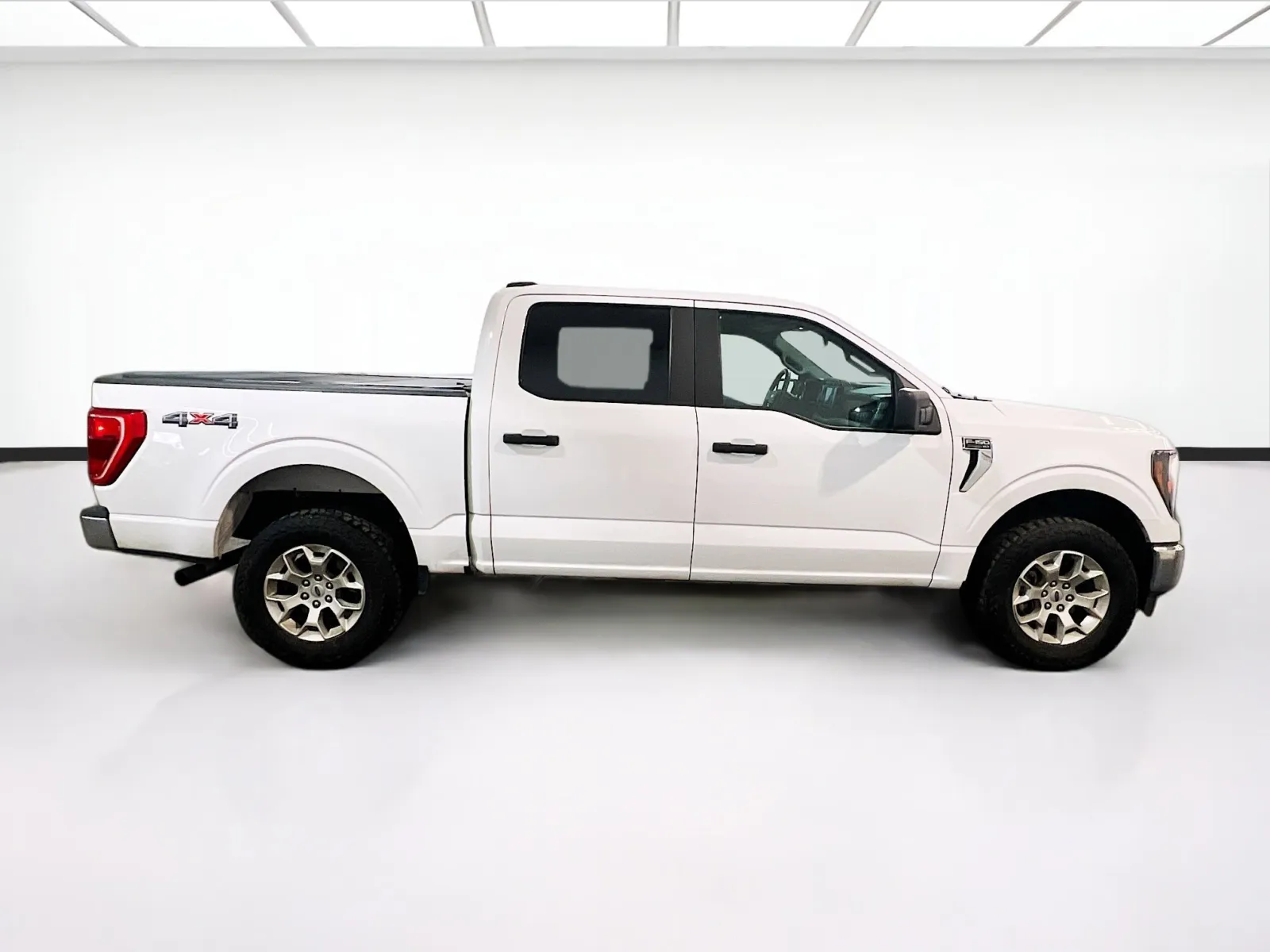 2023 Ford F-150 XLT - Photo 21