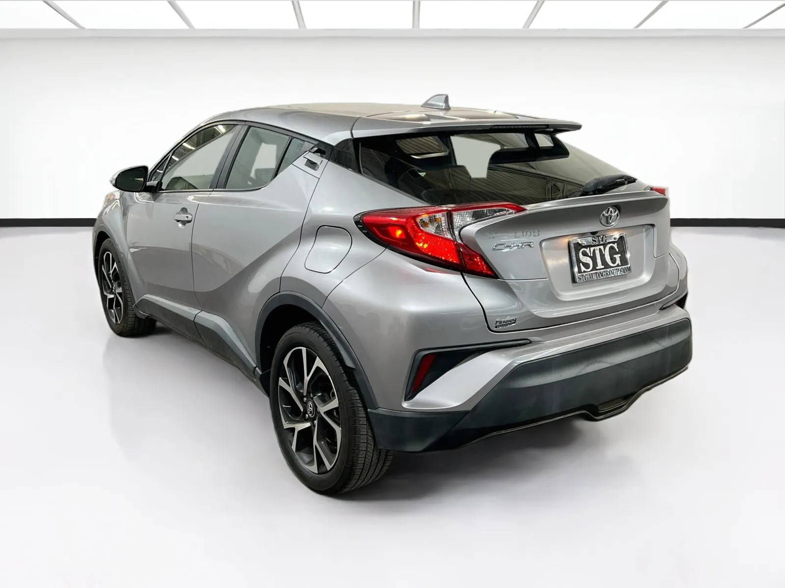 Toyota C-HR photo 6