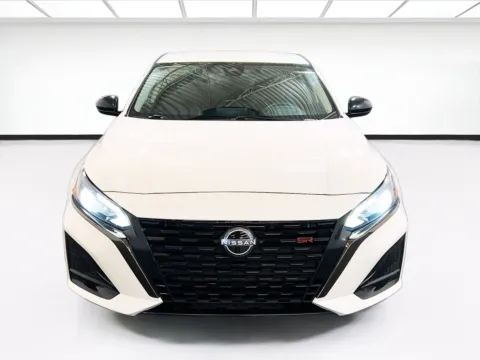 Photos of 2023 Nissan Altima 2.5 SR for sale in Chandler, AZ at STG Chandler