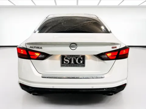 More photos of 2023 Nissan Altima 2.5 SR at STG Chandler, AZ