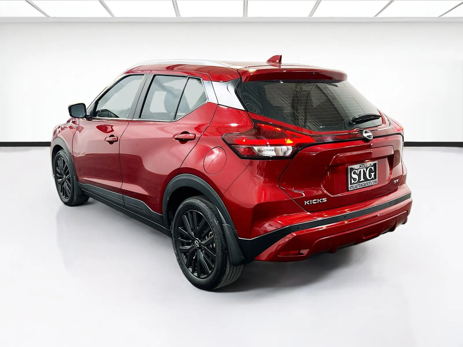 2023 Nissan Kicks SV - Photo 6