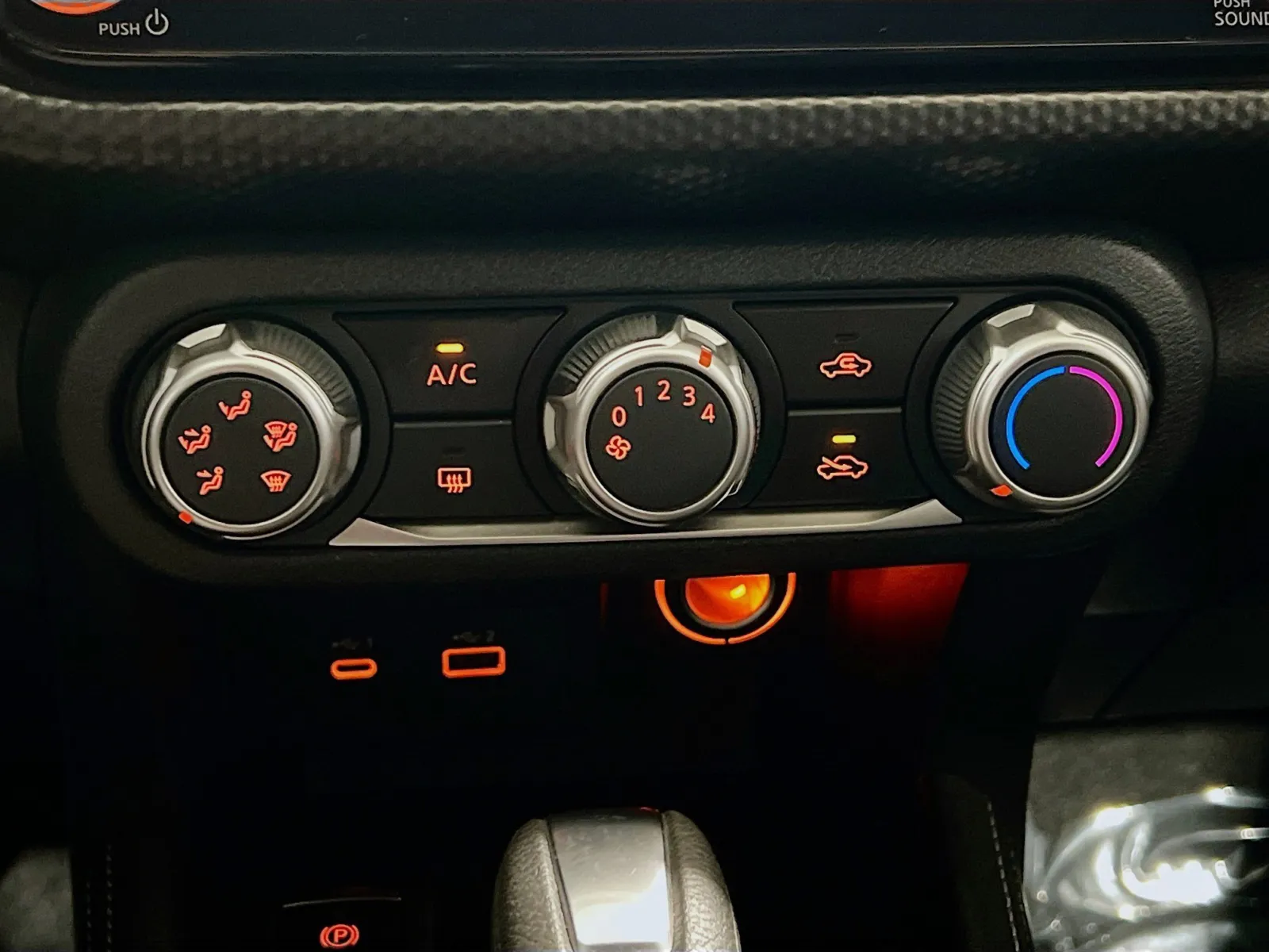 2023 Nissan Kicks SV - Photo 11