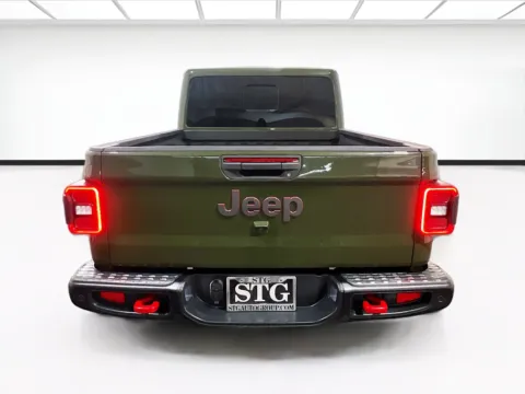 More photos of 2022 Jeep Gladiator Rubicon at STG Chandler, AZ