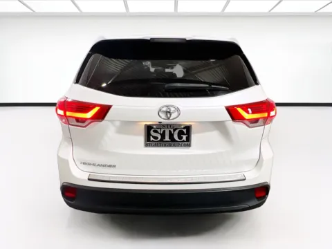 More photos of 2017 Toyota Highlander LE at STG Chandler, AZ