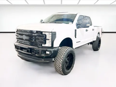White 2018 Ford Super Duty F-250 SRW XLT for sale in Chandler, AZ