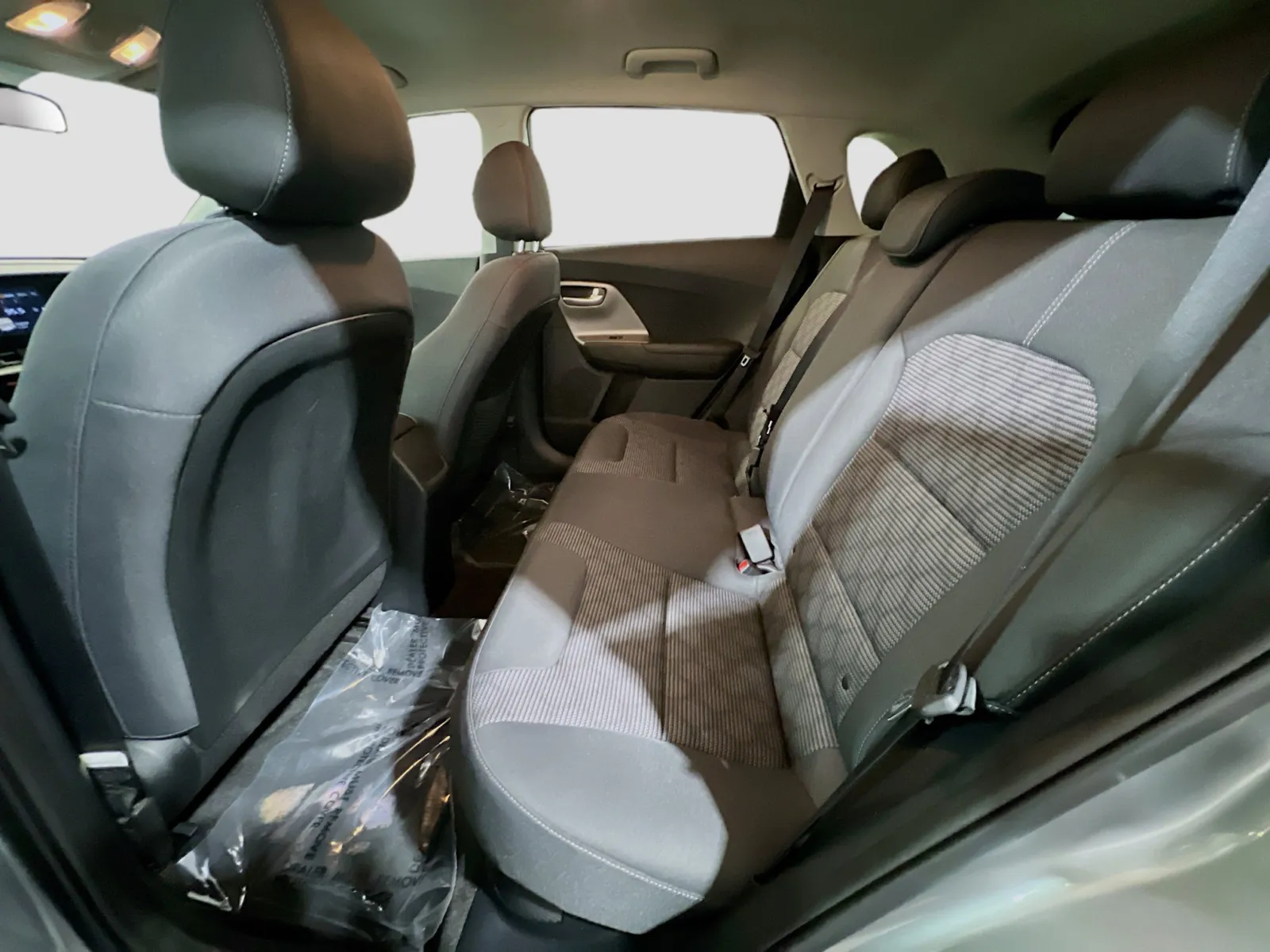 2022 Kia Niro LX - Photo 16