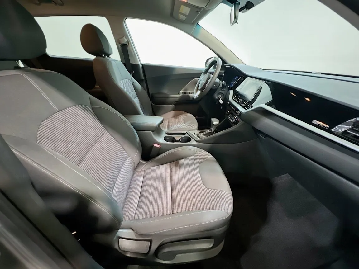 Kia Niro photo 19