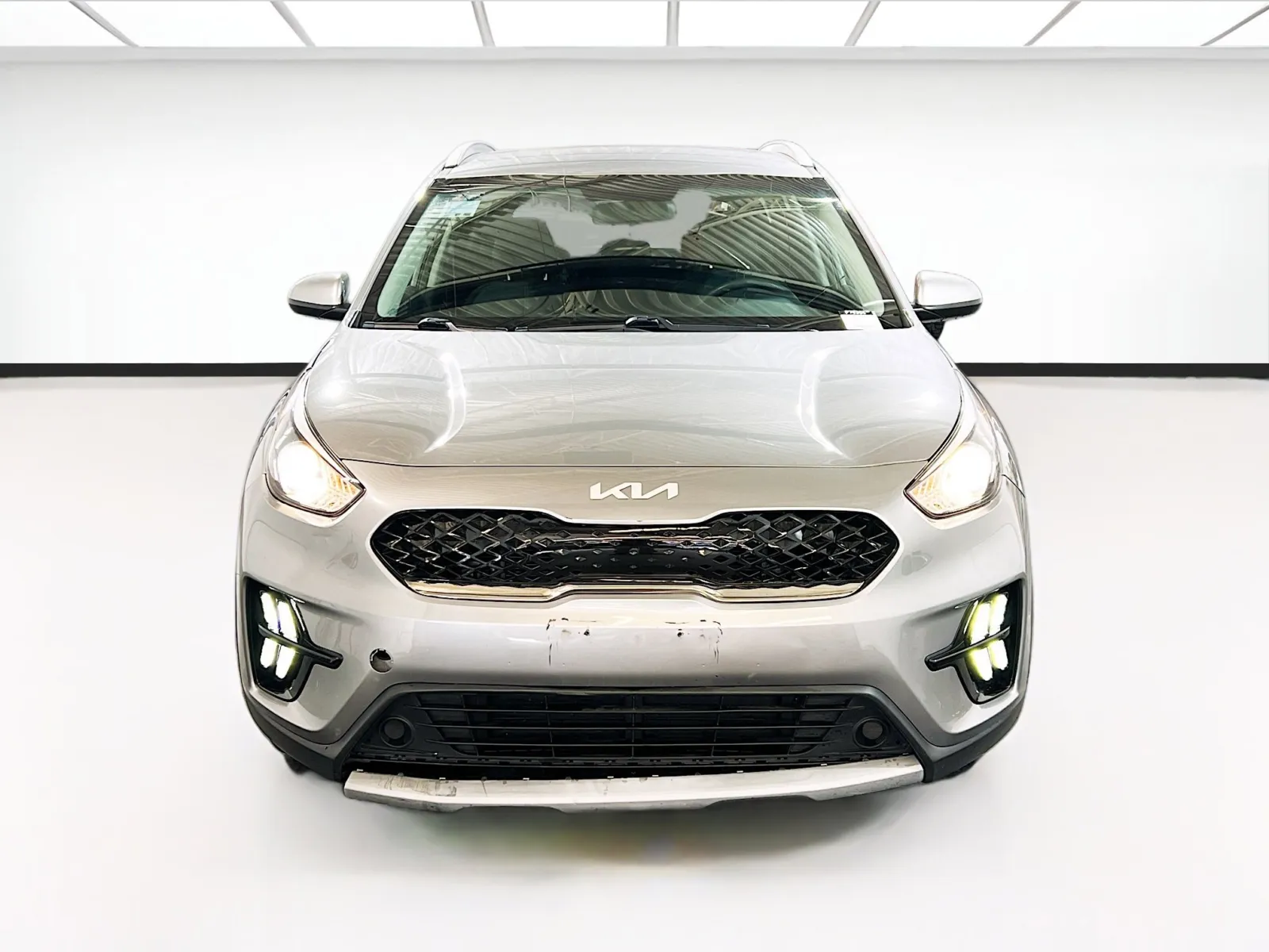 2022 Kia Niro LX - Photo 2