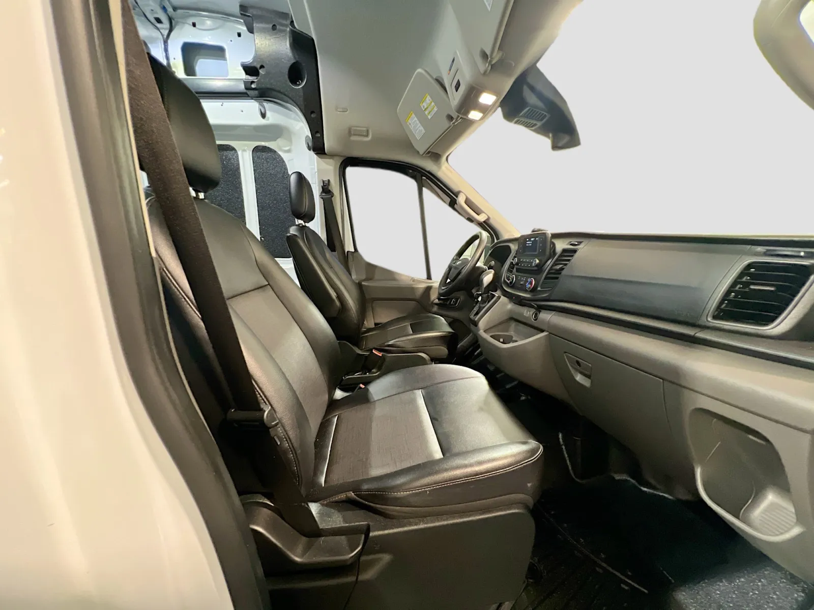 2023 Ford Transit Van Base - Photo 18