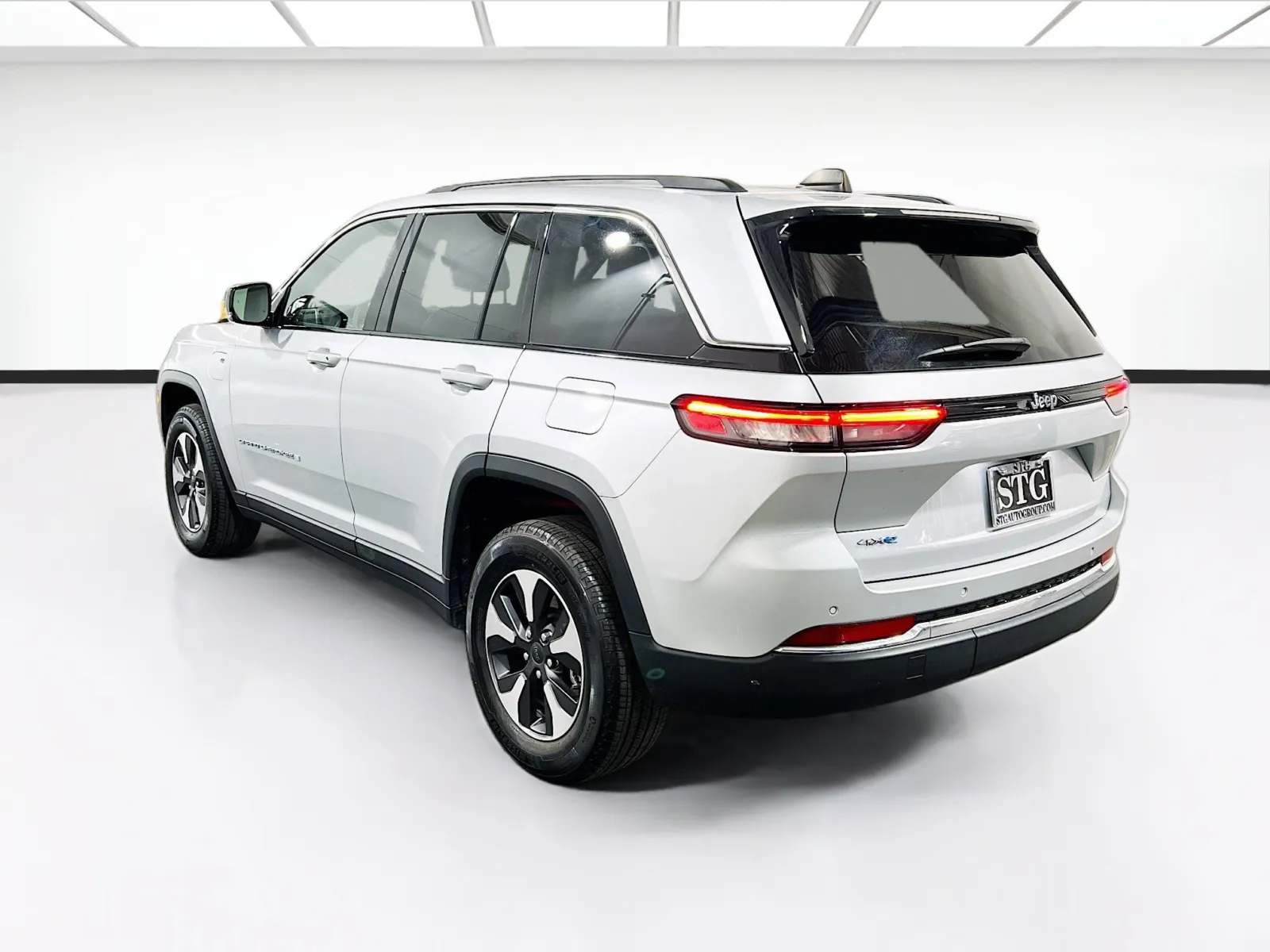 2022 Jeep Grand Cherokee 4xe - Photo 6