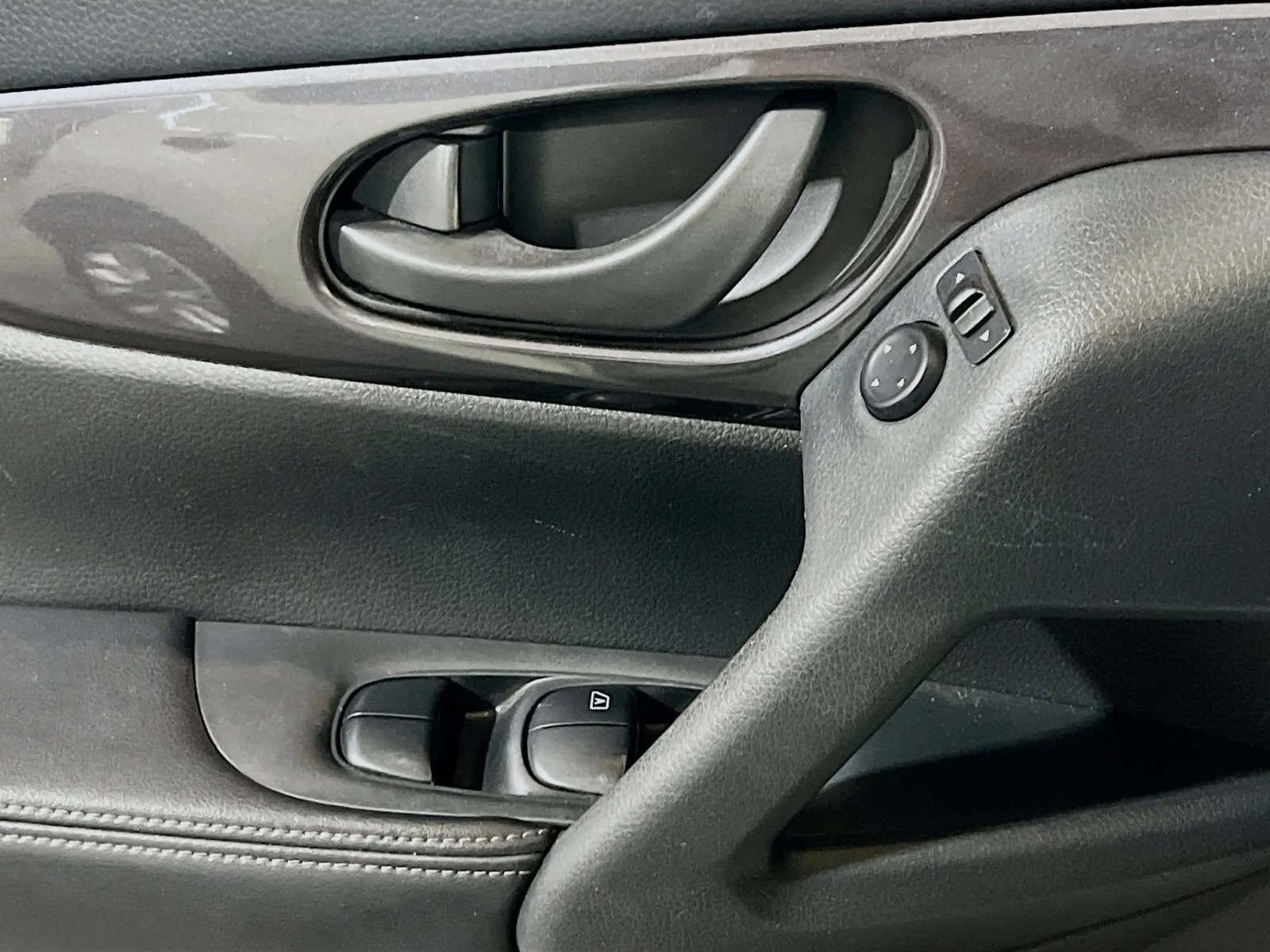 2020 Nissan Rogue S - Photo 13