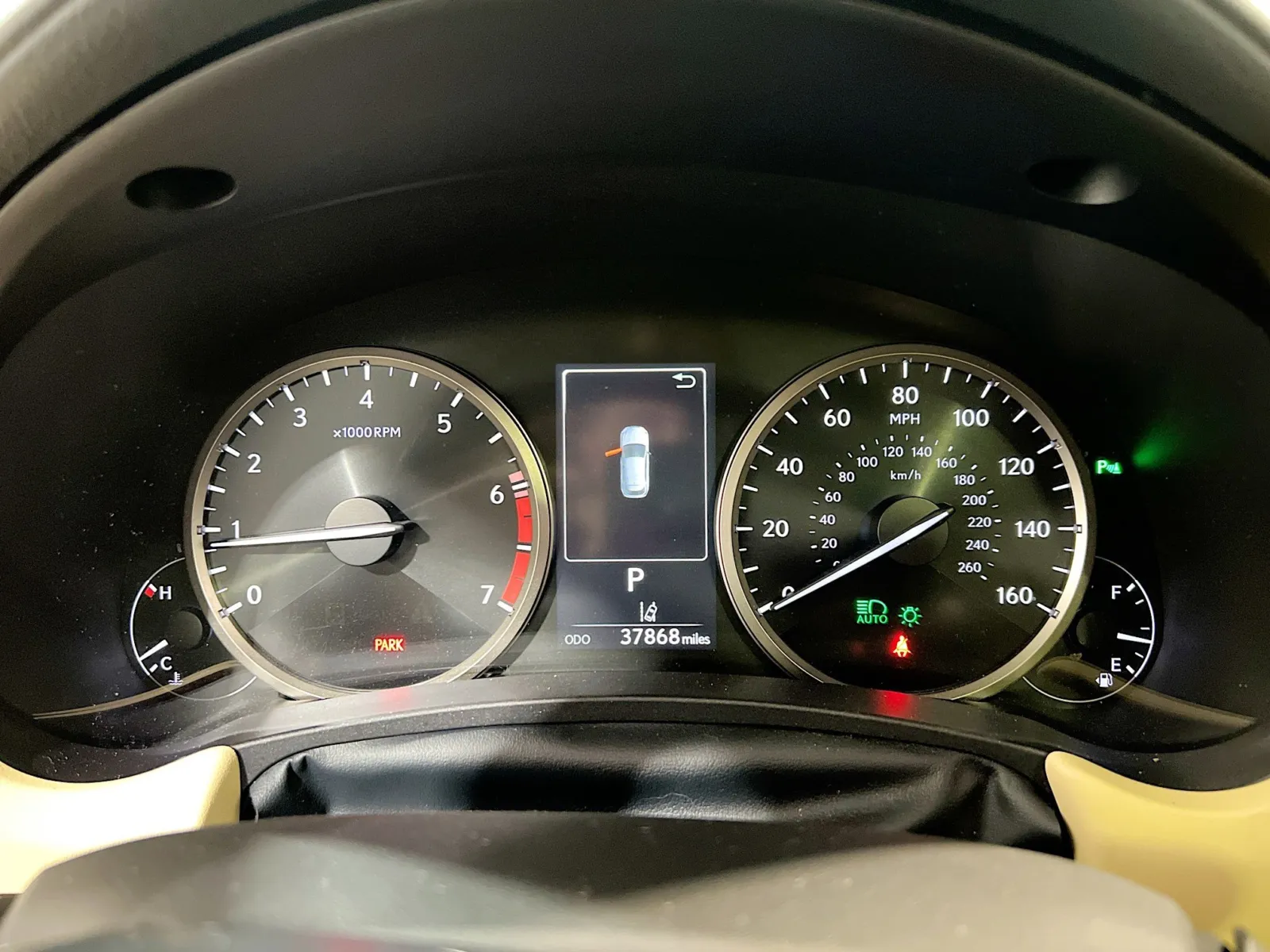 2021 Lexus NX 300 - Photo 8
