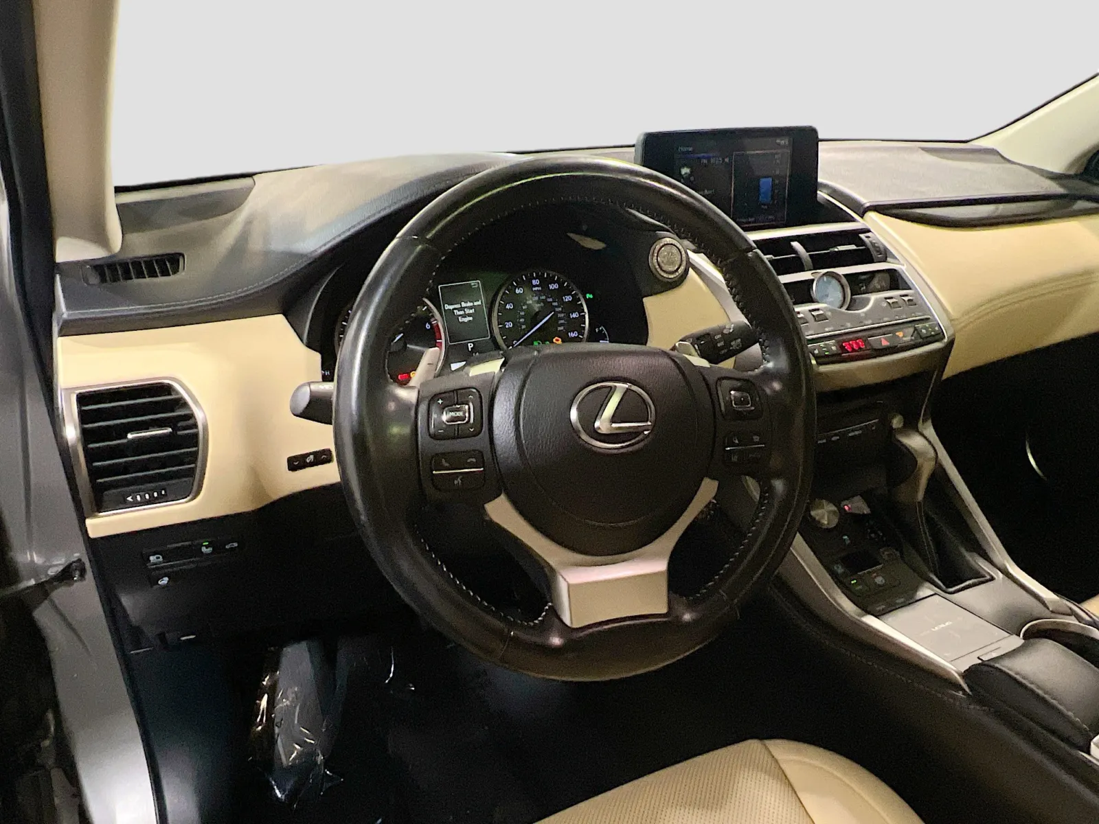 2021 Lexus NX 300 - Photo 7
