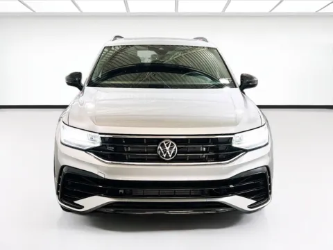 Photos of 2023 Volkswagen Tiguan SE R-Line Black for sale in Chandler, AZ at STG Chandler