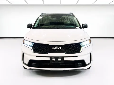 Photos of 2022 Kia Sorento SX Prestige for sale in Chandler, AZ at STG Chandler