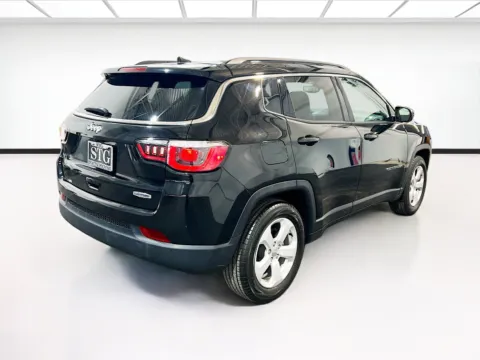 More photos of 2019 Jeep Compass Latitude at STG Chandler, AZ
