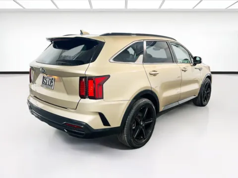 More photos of 2021 Kia Sorento S at STG Chandler, AZ