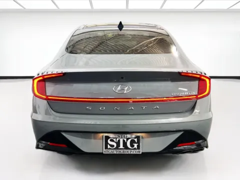 More photos of 2021 Hyundai Sonata Limited at STG Chandler, AZ