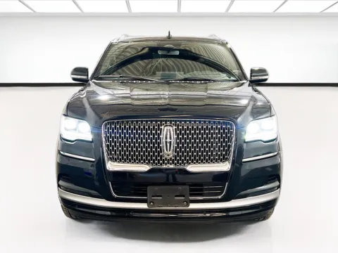 Photos of 2022 Lincoln Navigator L Reserve for sale in Chandler, AZ at STG Chandler