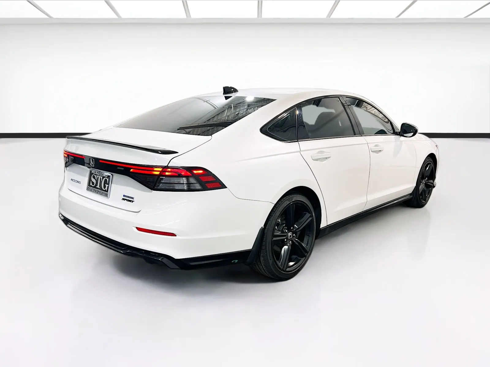 Honda Accord photo 4