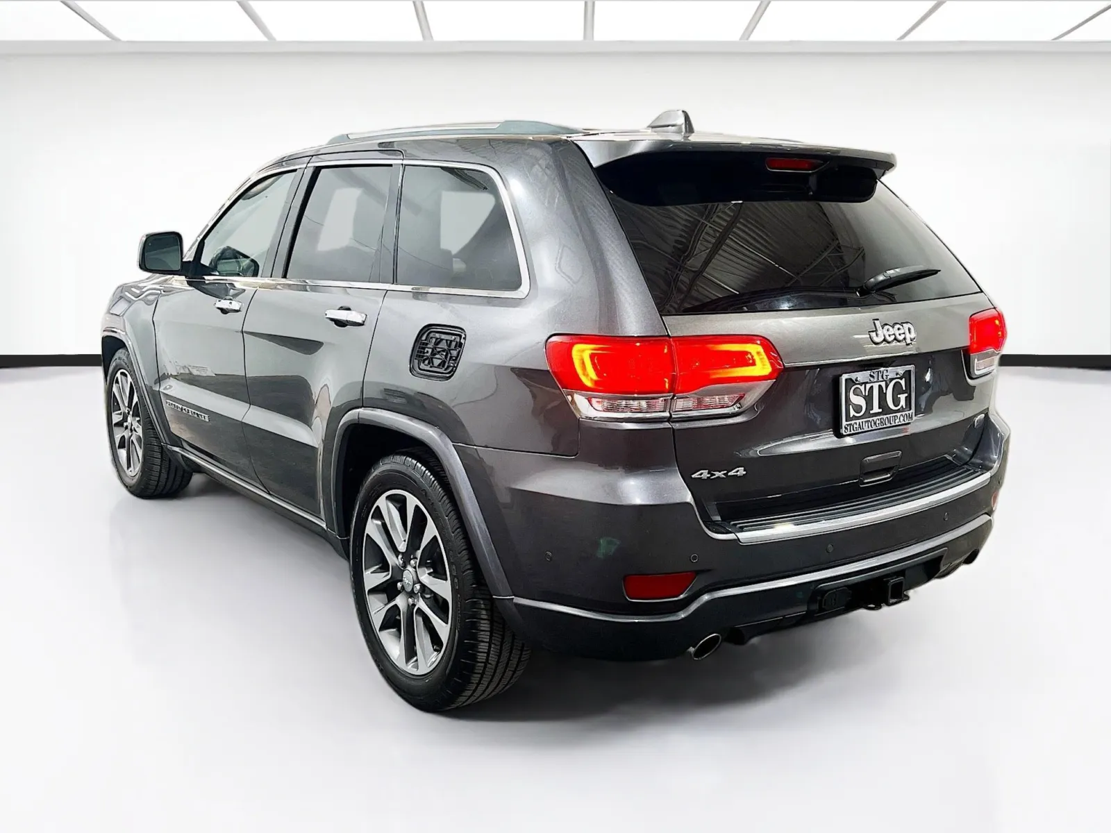 2018 Jeep Grand Cherokee Overland - Photo 6