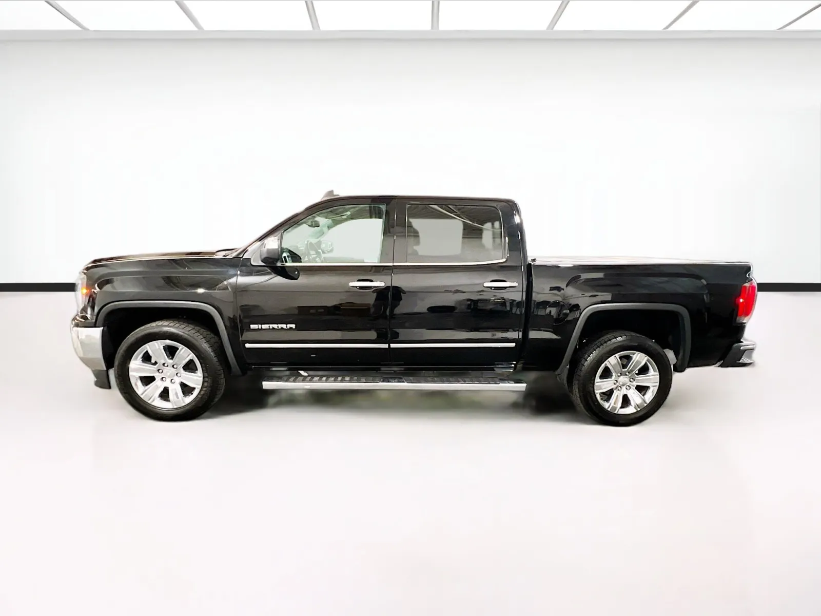 2018 GMC Sierra 1500 SLT - Photo 23
