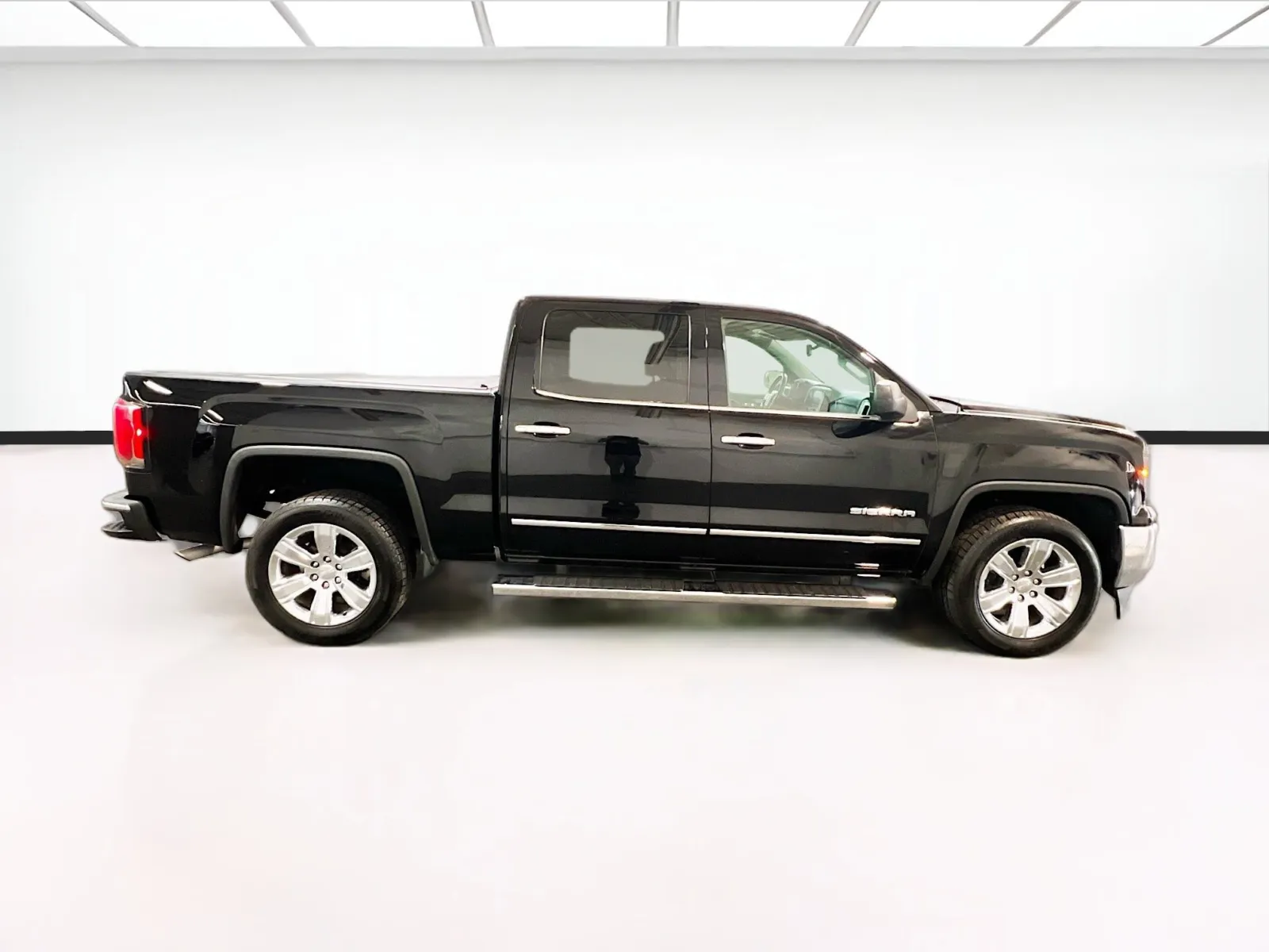 2018 GMC Sierra 1500 SLT - Photo 24