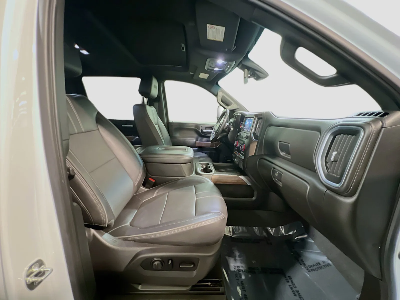 2022 Chevrolet Silverado 2500HD High Country - Photo 23