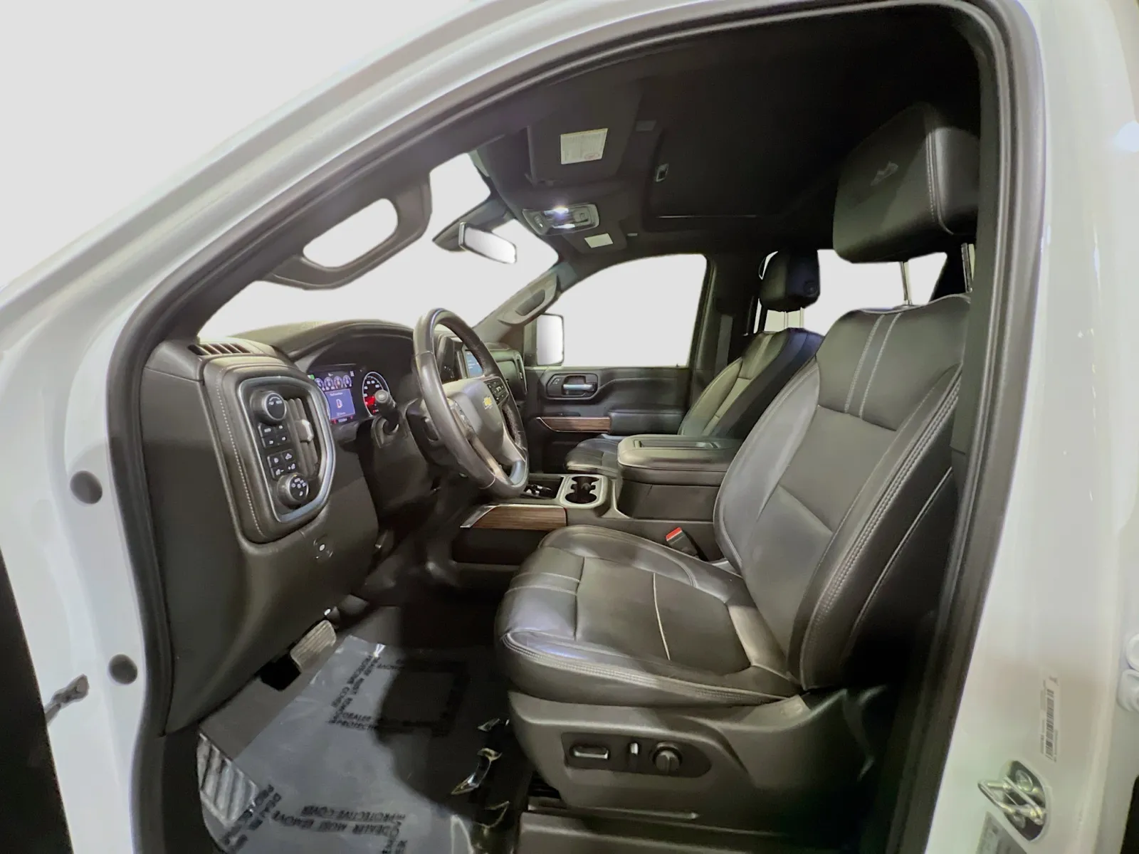 2022 Chevrolet Silverado 2500HD High Country - Photo 16
