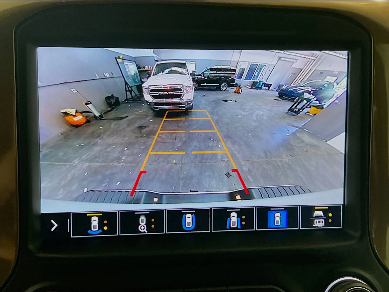 2022 Chevrolet Silverado 2500HD High Country - Photo 10