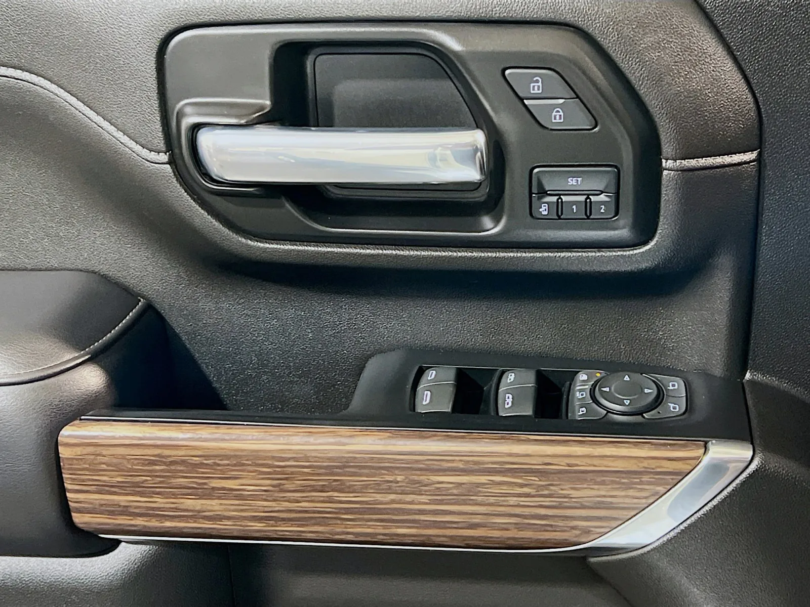 2022 Chevrolet Silverado 2500HD High Country - Photo 14