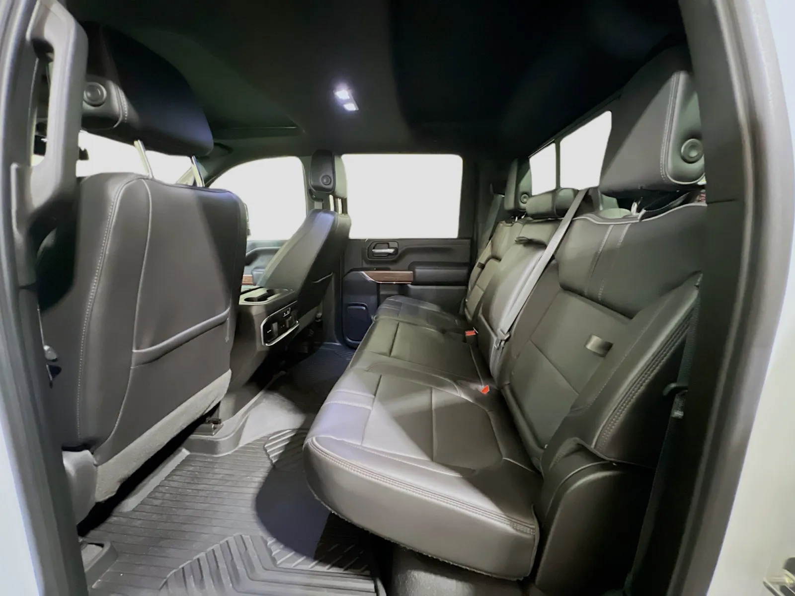2022 Chevrolet Silverado 2500HD High Country - Photo 19
