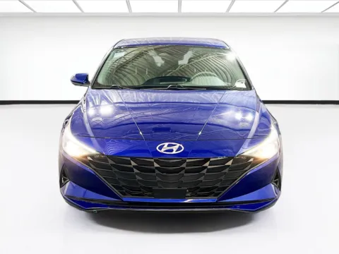 Photos of 2022 Hyundai Elantra SEL for sale in Chandler, AZ at STG Chandler