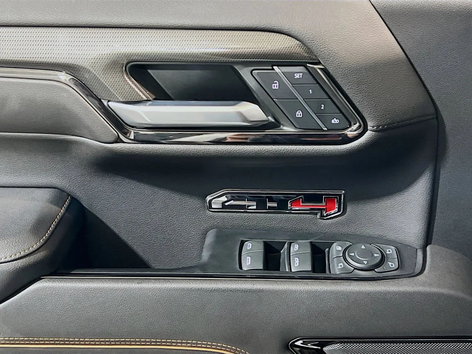 2022 GMC Sierra 1500 AT4 - Photo 13