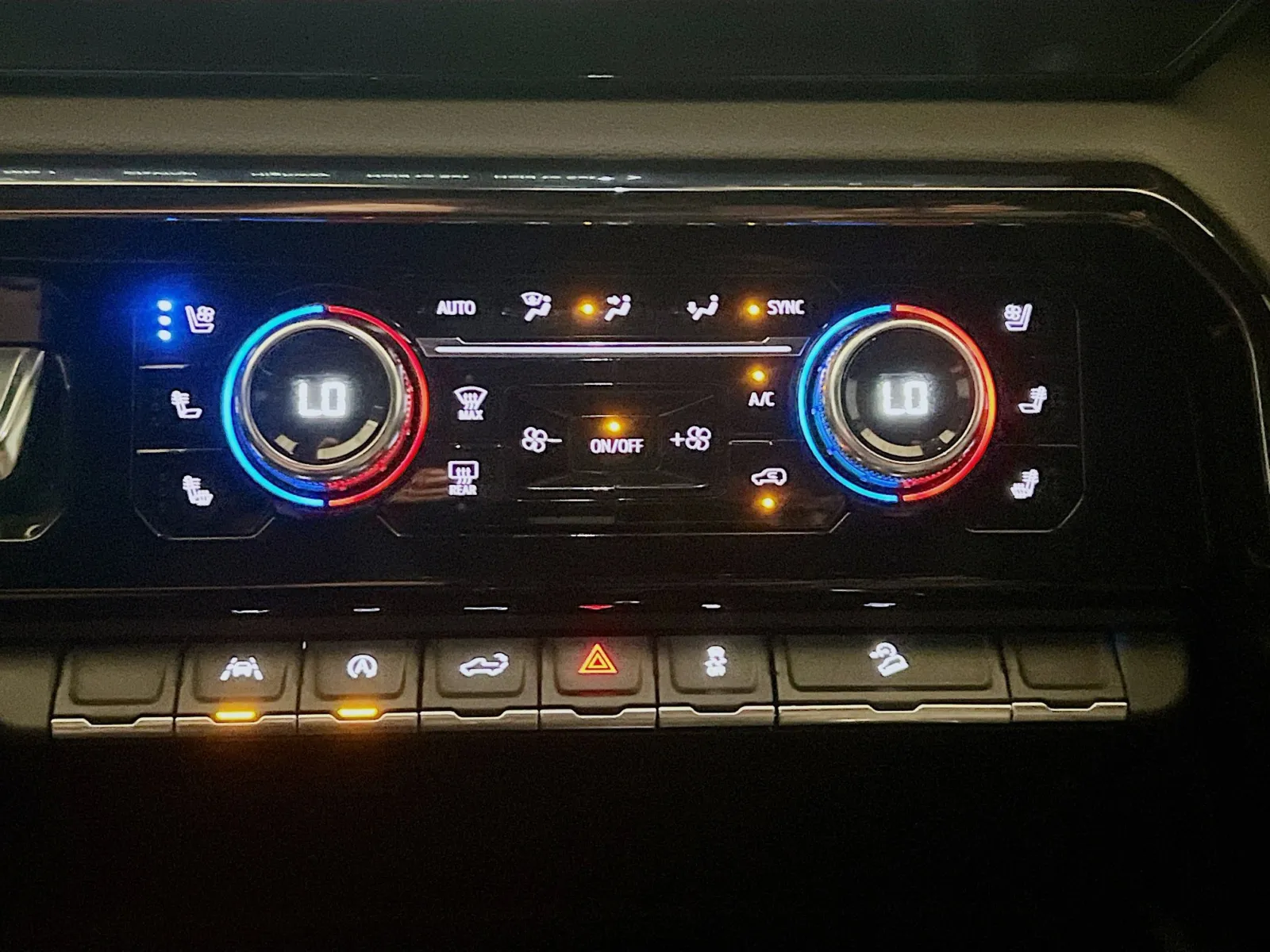 2022 GMC Sierra 1500 AT4 - Photo 11