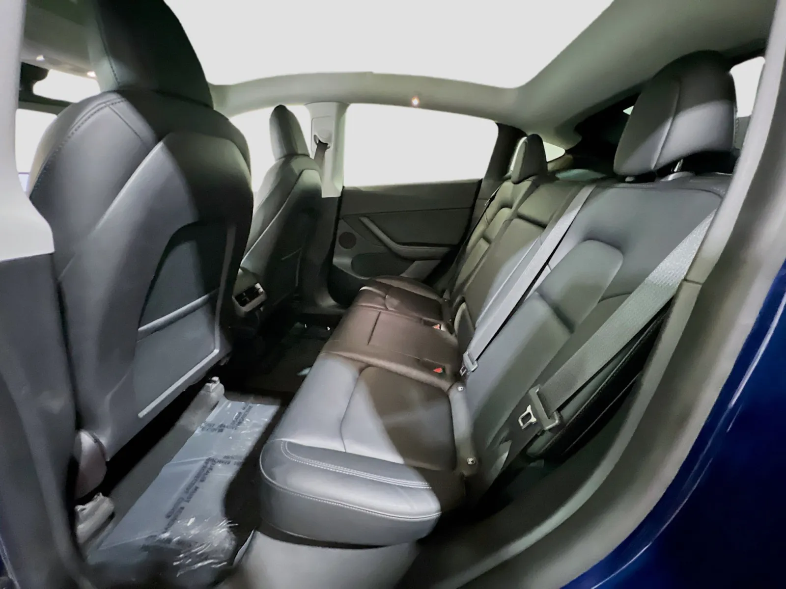 2022 Tesla Model Y Long Range - Photo 18