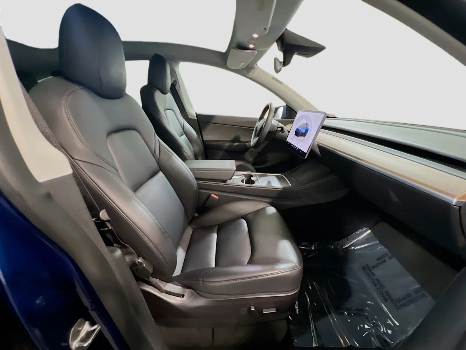 2022 Tesla Model Y Long Range - Photo 22