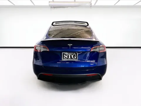 More photos of 2022 Tesla Model Y Long Range at STG Chandler, AZ