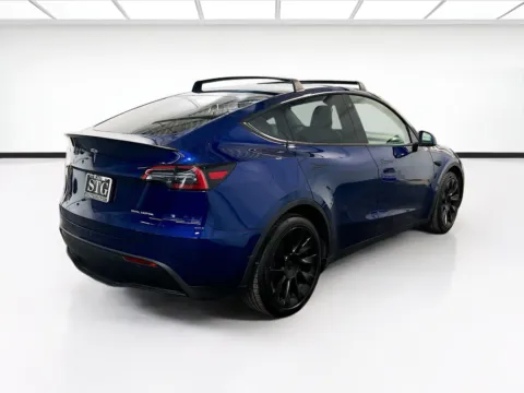 More photos of 2022 Tesla Model Y Long Range at STG Chandler, AZ