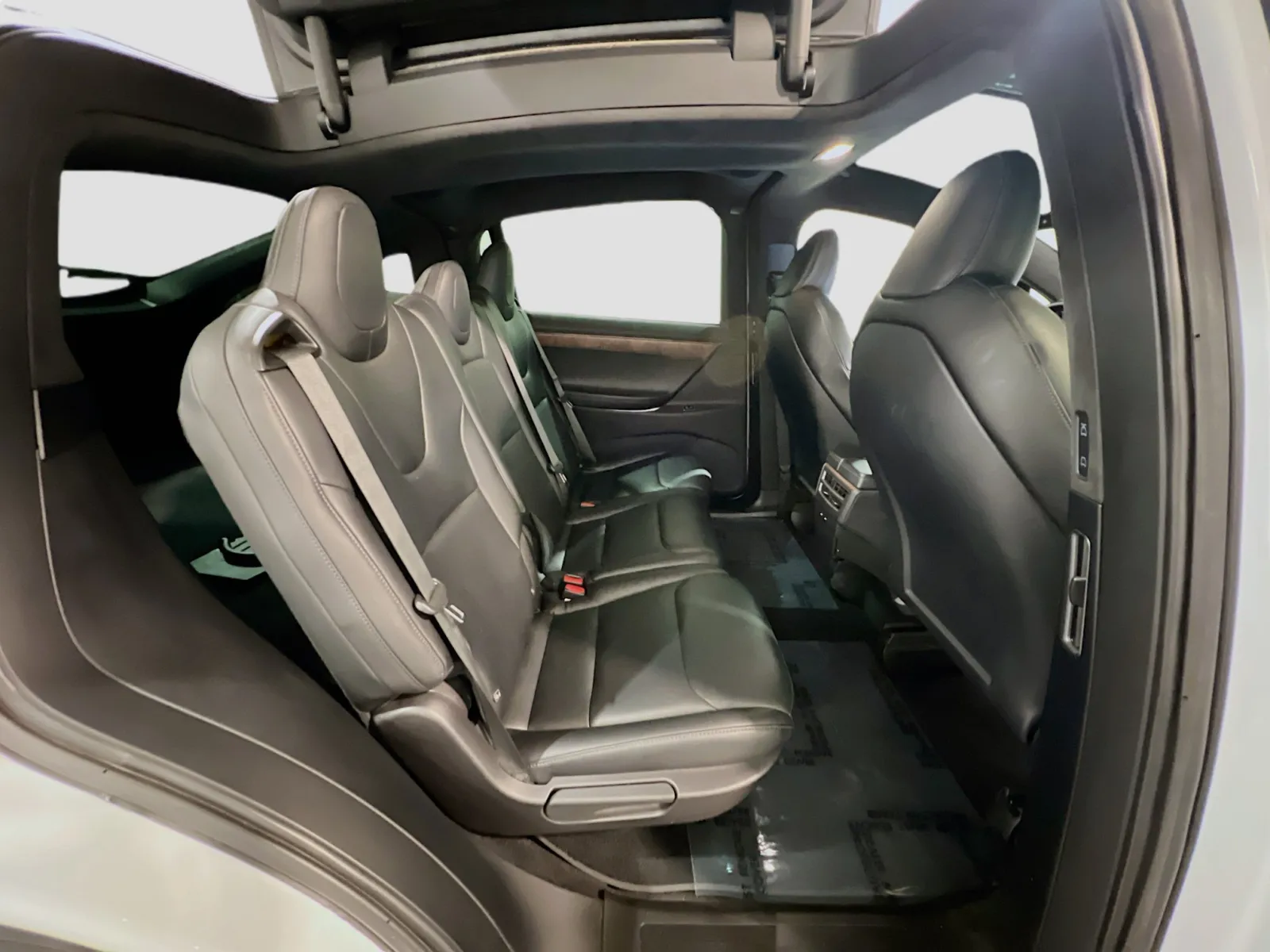 2020 Tesla Model X Long Range Plus - Photo 21