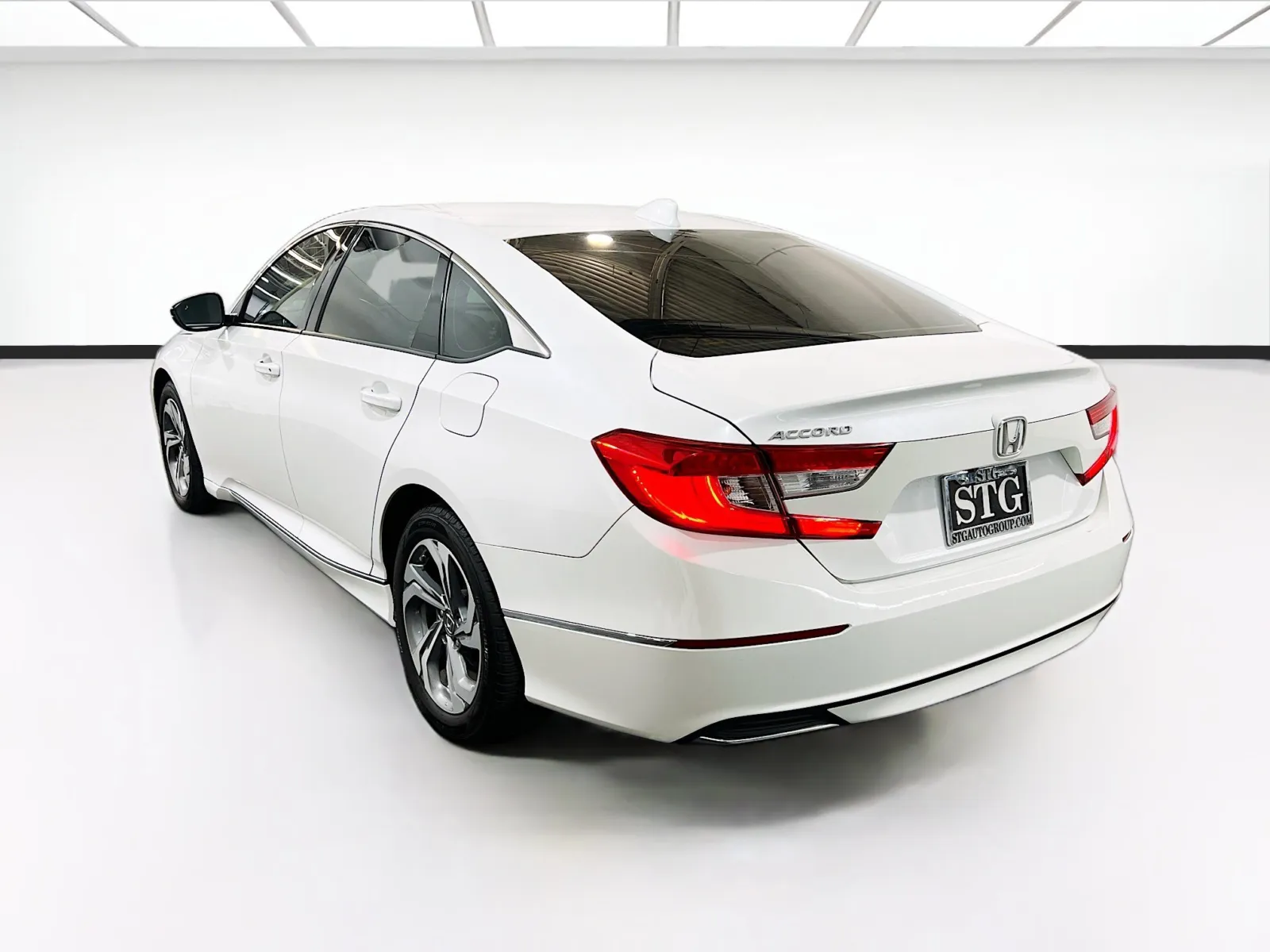 2018 Honda Accord EX-L - Photo 6