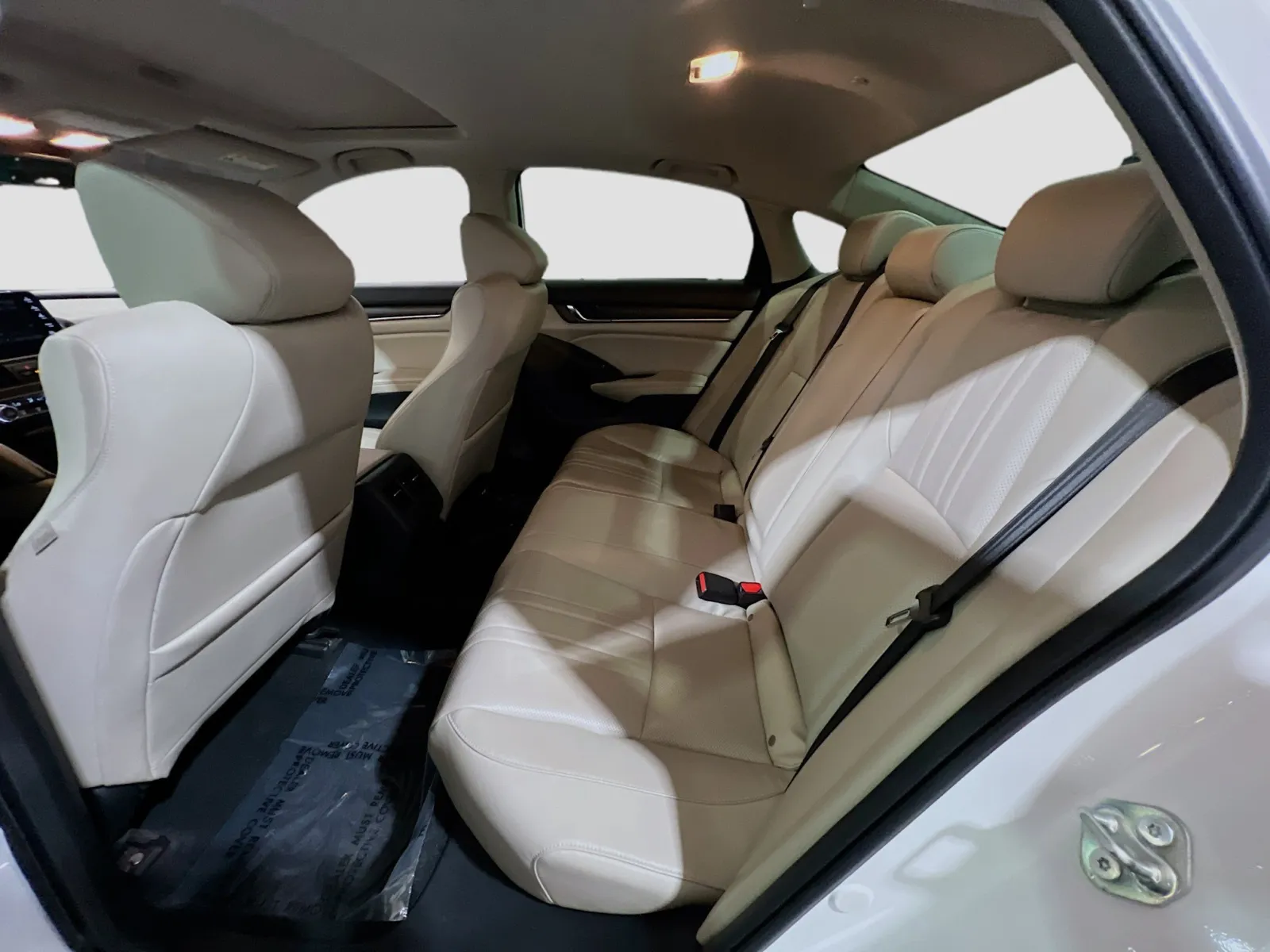 2018 Honda Accord EX-L - Photo 17