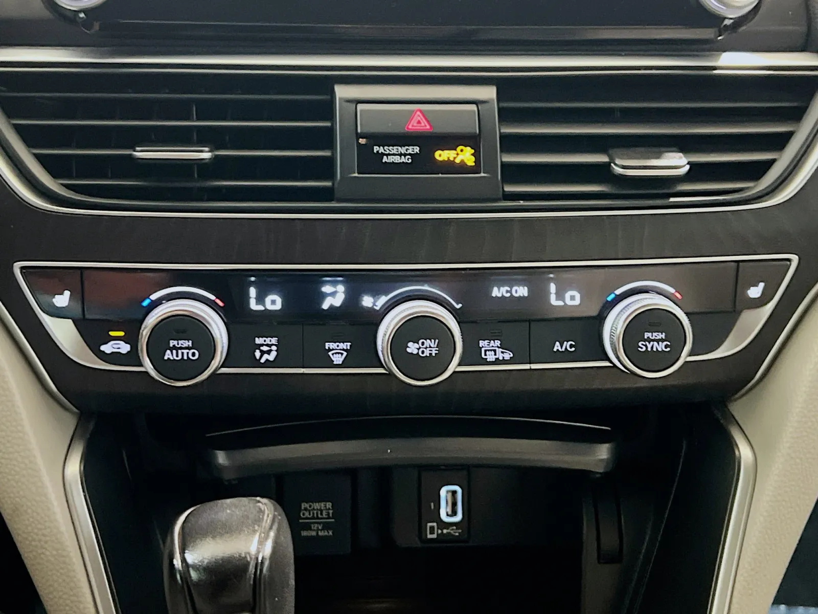2018 Honda Accord EX-L - Photo 11