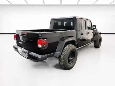 More photos of 2022 Jeep Gladiator Willys at STG Chandler, AZ
