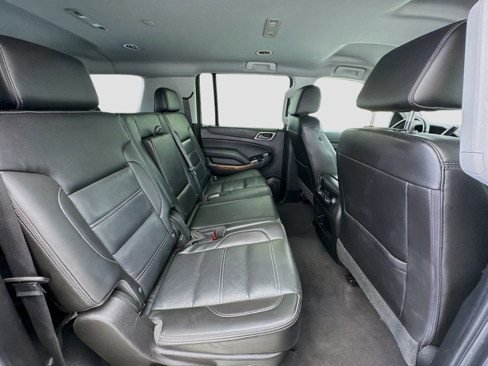 2020 GMC Yukon XL Denali - Photo 19