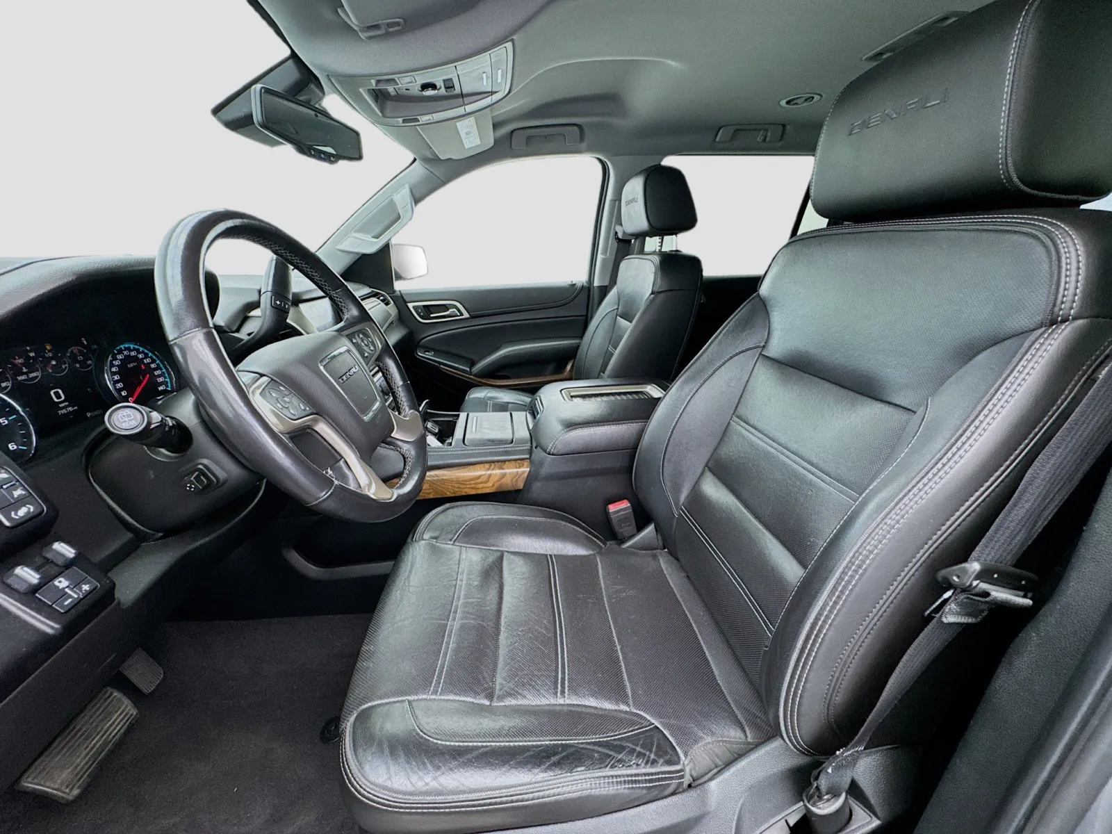 2020 GMC Yukon XL Denali - Photo 13