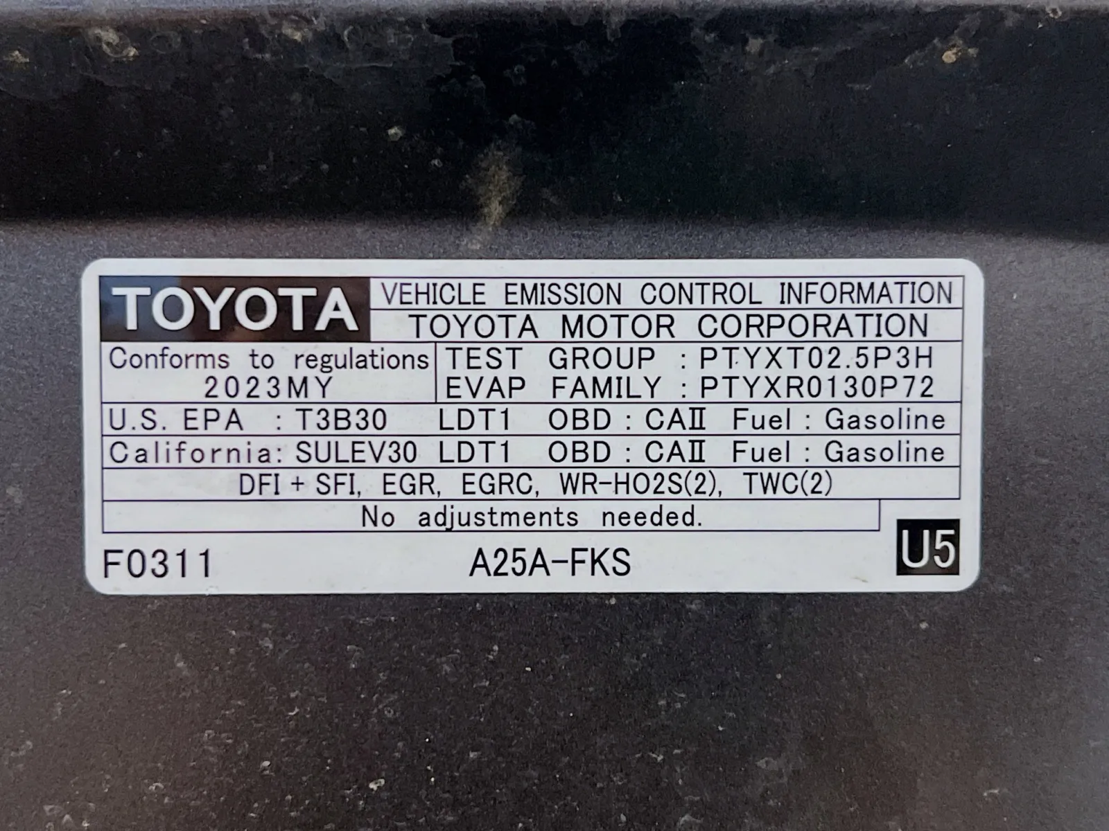 2023 Toyota RAV4 LE - Photo 21