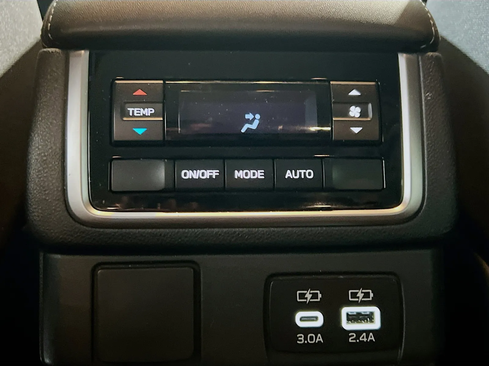 2024 Subaru Ascent Premium - Photo 17