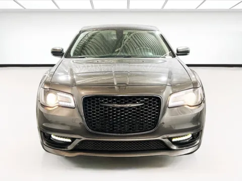 Photos of 2021 Chrysler 300 Touring L for sale in Chandler, AZ at STG Chandler